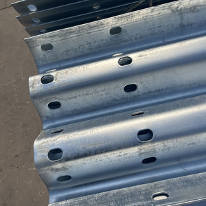 Barrière routière en acier galvanisé, garde-corps routier utilisé, garde-corps routier ondulé - Product Image 4