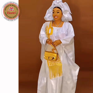 Weißes Bazin Boubou mit Goldenen Quasten Afrikanisches Damen Dashiki Bazin Kleid Übergröße Afrikanische Damen Hochzeitskleid Partykleid Bazin Kleid - Product Image 1