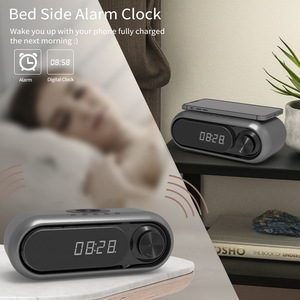Nouveau WD300 <span class=keywords><strong>Chargeur</strong></span> sans fil tout-en-un avec haut-parleur Bluetooth, réveil, <span class=keywords><strong>radio</strong></span> FM, carte TF, AUX, haut-parleur BT5.0 avec <span class=keywords><strong>chargeur</strong></span> sans fil - Product Image 5