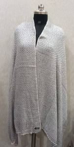 Étole polyvalente en pure laine pour les journées d'hiver froides, châle chaud et épais au design élégant pour tenues formelles et événements professionnels - Product Image 3
