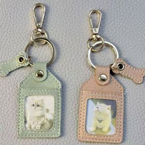 Llavero de Cuero PU Estilo Vintage con Marco para Fotos de Mascotas, Bonito Soporte para Fotos, Colgante de Moda para Bolsos, para Amantes de las Mascotas - Product Image 2