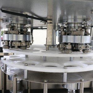 Machine <span class=keywords><strong>de</strong></span> scellage automatique pour boîtes <span class=keywords><strong>de</strong></span> <span class=keywords><strong>conserve</strong></span>, tête <span class=keywords><strong>de</strong></span> machine <span class=keywords><strong>de</strong></span> scellage pour boîtes en papier, en <span class=keywords><strong>plastique</strong></span> et en étain, machine <span class=keywords><strong>de</strong></span> mise en <span class=keywords><strong>conserve</strong></span> à rouleaux, pièces détachées avec distributeur <span class=keywords><strong>de</strong></span> couvercles - Product Image 2
