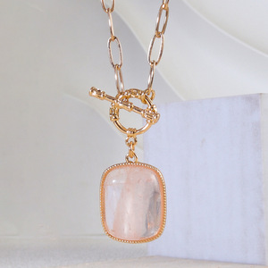 Collar Largo con Colgante de Cristal de Cuarzo Rosa Natural de Diseño Original con Cierre OT <span class=keywords><strong>para</strong></span> <span class=keywords><strong>Mujer</strong></span>, Joyería Bohemia <span class=keywords><strong>para</strong></span> Suéter 2026 - Product Image 1