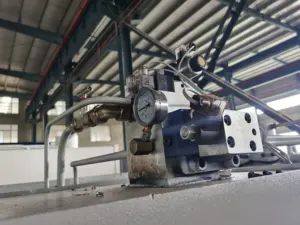 China fábrica 4-25mm espessura folha de metal e placa guilhotina hidráulica máquina de tesoura cortador