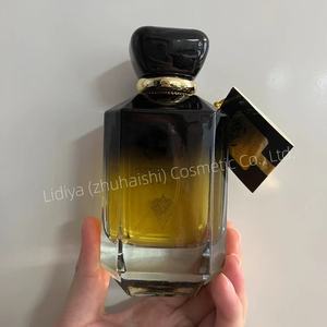 HOT <span class=keywords><strong>OUD</strong></span> <span class=keywords><strong>Parfum</strong></span> arabe Fournisseur de Dubaï <span class=keywords><strong>Parfum</strong></span> arabe Eau de <span class=keywords><strong>parfum</strong></span> importée de longue durée pour hommes et femmes - Product Image 3