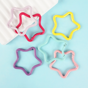 Mosquetón de Metal de Aleación de Zinc Impermeable Color Macaron, Gancho para Colgar en la Mochila con Forma de Estrella de Cinco Puntas, Estilo Caramelo, Joyería DIY - Product Image 3