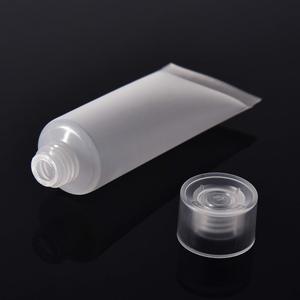 Vente en gros de tubes cosmétiques vides en plastique transparent blanc de 5 ml/30 ml/100 ml pour shampooing, hôtel, voyage, avec étiquetage et logo personnalisé - Product Image 4