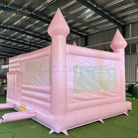 Château gonflable rose de luxe pour fêtes commerciales et jardins