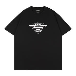 Camiseta Unisex Negra y Blanca 100% Algodón Talla S 165/84A Hecha en China Transpirable Diseño Simple Estampada Informal - Product Image 4