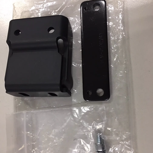 Soporte de Instalación KEYENCE GS-MB11 para Interruptor de Puerta de Seguridad Pequeño Serie GS-M GS-M5 - Product Image 5