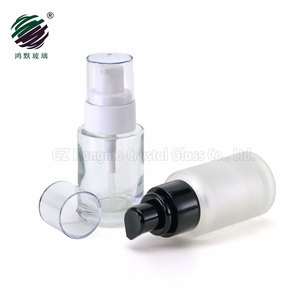 Maquillaje cosmético 30 ml 30 ml 1oz vacío claro esmerilado suero loción líquida Fundación botella de vidrio con blanco negro de la bomba - Product Image 3
