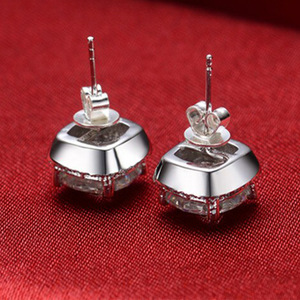 Orecchini a Perno Classici con Cristalli Incastonati per Donne, Eleganti Accessori Minimalisti per Uso Quotidiano - Product Image 4