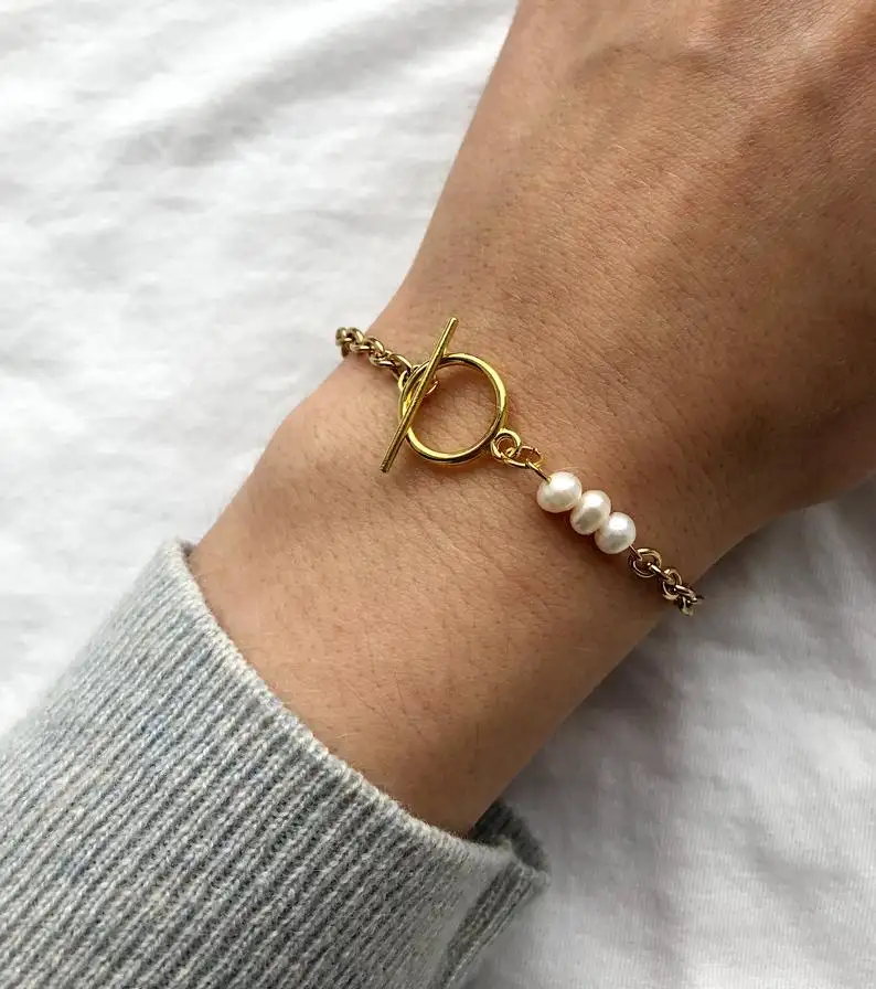 Factory Wholesale Stainless Steel Gold Chain Bracelet With Freshwater Pearls And Toggle Clasp