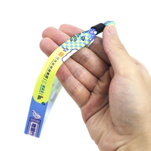 Bracelets personnalisés en gros à bas prix, imprimés par sublimation, bracelets en tissu élastique pour festivals avec logo personnalisé - Product Image 3