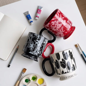 Tasse à café en porcelaine sur pied, style européen vintage, motif tulipe, pour couple, cadeau souvenir, résistante aux hautes températures - Product Image 1