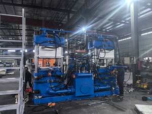 Presse à vide pour le moulage du caoutchouc de 250 tonnes à double station - Product Image 2