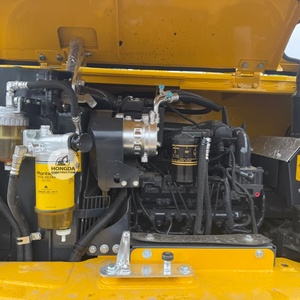 รถขุดขนาดเล็กมือสอง Komatsu PC70-8 7 ตัน ญี่ปุ่นแท้ ราคาคุ้มค่า ใช้งานน้อย ชั่วโมงการทำงานต่ำ เหมาะสำหรับงานก่อสร้าง - Product Image 3