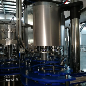 Línea de producción de llenado de leche para cajas de invitados, desde la clasificación de botellas, tapa de llenado, etiqueta seca, código láser para la línea de producción de paquetes - Product Image 4