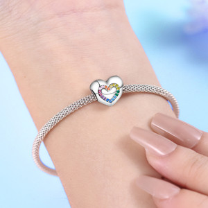 Bracelet original en perles de cuivre blanc - pendentif en perles en forme de cœur arc-en-ciel, un accessoire personnalisé adapté aux hommes et aux femmes - Product Image 6