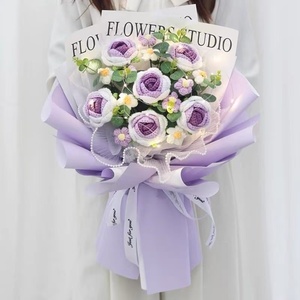 Bouquet di Fiori Lavorati a Mano per <span class=keywords><strong>San</strong></span> <span class=keywords><strong>Valentino</strong></span> e Festa della Mamma 2026, Regalo Creativo con Rose all'Uncinetto - Product Image 6