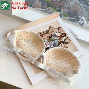 Wholesale Adhesive Sticky Bra Pear-<strong>Shape</strong> Cup Strapless Invisible Reusable Bra with <strong>Nipple</strong> Covers - Product Image 3