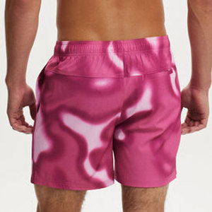 กางเกงว่ายน้ำผู้ชายแบบลำลองคุณภาพสูง ออกแบบตามสั่ง เป็นมิตรกับสิ่งแวดล้อม ระบายอากาศได้ดี แห้งเร็ว เหมาะสำหรับออกกำลังกายในฤดูร้อน ขนาดและโลโก้สั่งทำได้ - Product Image 4