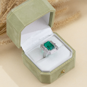 Bague Messi Jewelry MSR-2059 18k émeraude et diamant de laboratoire - Product Image 2