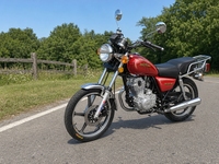 Moto tout-terrain à essence 150cc pour adultes, suspension intégrale, moto de cross pour les courses sur sentiers en plein air