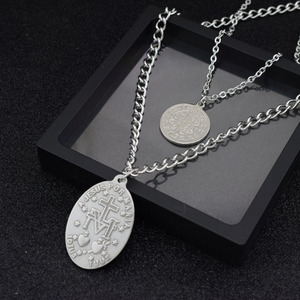 Collar con Colgante Ovalado <span class=keywords><strong>de</strong></span> Acero Inoxidable Oxidado con Medallón <span class=keywords><strong>de</strong></span> Jesucristo y Santa María Conquestra Sin Pecado para <span class=keywords><strong>Hombre</strong></span> - Product Image 3