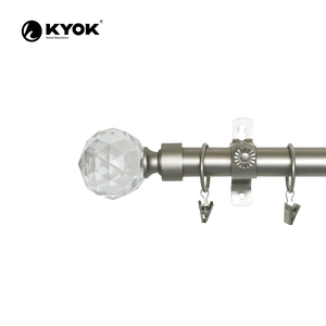 Asta <span class=keywords><strong>per</strong></span> <span class=keywords><strong>Tende</strong></span> in <span class=keywords><strong>Vetro</strong></span> <span class=keywords><strong>a</strong></span> Forma di Sfera Decorativa Argento, Accessori <span class=keywords><strong>per</strong></span> Interni e Soggiorno - Product Image 1
