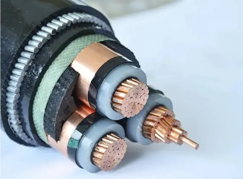 Cables de alto voltaje de 3 núcleos de 240mm con clasificaciones de 30kV, 20kV, 15kV, 10kV y 3kV, cable de cobre