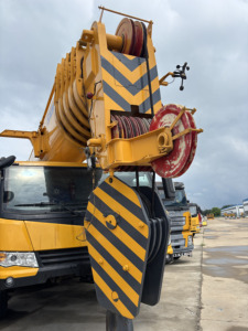 מחיר נמוך XC-MG qay160 כל העגור השטח בשימוש נייד משאית מנוף 160t הרמה קיבולת גבוהה - Product Image 4