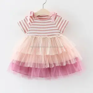 Regenbogen buntes gestuftes Kleid des Kleinkind mädchens Kinder gestreiftes Hemd und geschichtetes Tüll kleid Tutu Kleid Prinzessin Kleid