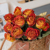 Vente d'usine Fleur de rose largement utilisée Rose éternelle pour arrangement de fleurs Fleur séchée Bouquet de roses séchées