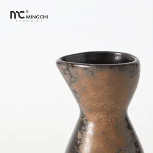 Custom Unique Design Retro Japanese Hot Saki Drink Stoneware Wine Cup Wine Pot Kettle Ceramic Sake Set For Izakaya