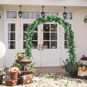 Guirlande de jasmin artificiel « Riding The Wind », fleurs blanches, feuilles vertes, décoration suspendue pour intérieur et extérieur, décoration murale, 2 pièces - Product Image 4