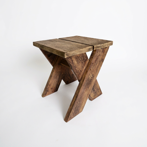 Taburete de Madera Maciza Hecho a Mano de Estilo Vintage, Duradero, Ecológico, Personalizable en Color y Logotipo, para Sala de Estar, Dormitorio, Patio - Product Image 1