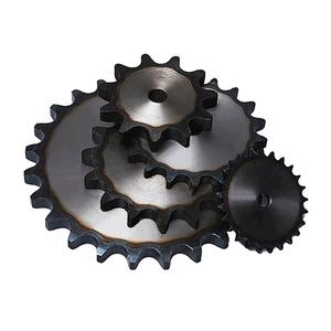 Piñón de cadena de rodillos Yongyue de acero 45 con paso de 12.7 mm, estándar ISO, para transmisión de transportadores en plantas de fabricación. - Product Image 4