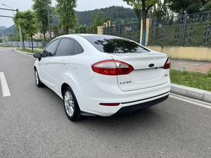 <span class=keywords><strong>Ford</strong></span> <span class=keywords><strong>Fiesta</strong></span> 1.5L d'<span class=keywords><strong>occasion</strong></span> 2009-2014 avec volant à gauche, boîte automatique, sièges en cuir, caméra de recul, pneus R17 - Prix avantageux sur l'extérieur - Product Image 6