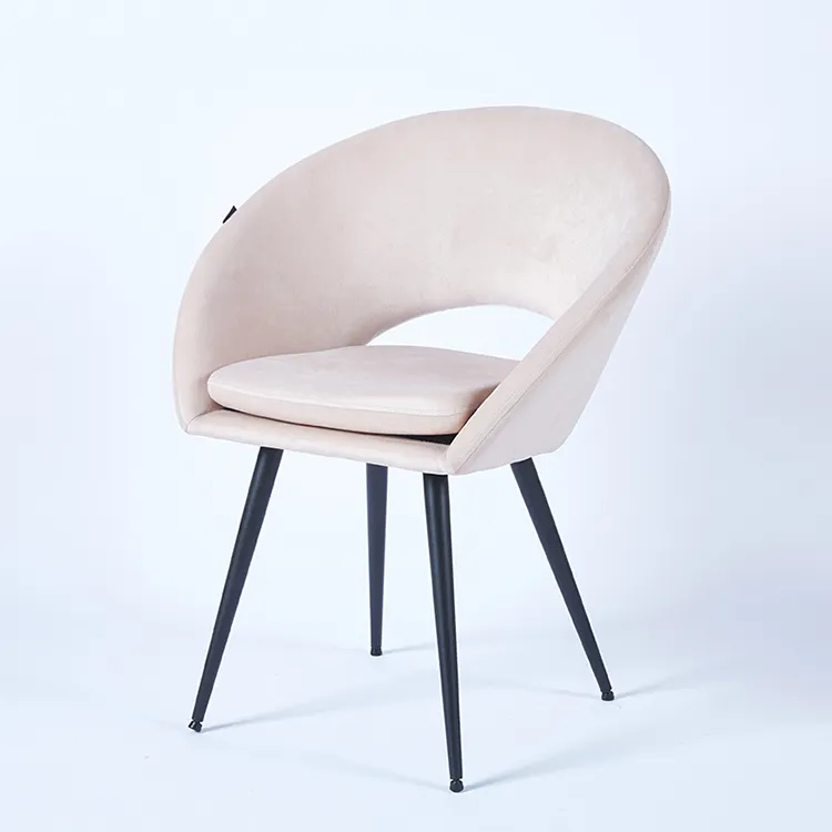 Chaise de restaurant de cuisine rembourrée de haute qualité au design nordique de luxe Chaises de salle à manger en velours et tissu sur les pieds en métal