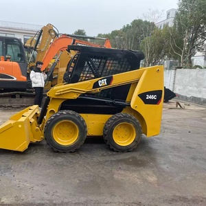 Chargeuse sur pneus CAT 246C, capacité de 3,39 tonnes, équipement d'occasion - Product Image 3