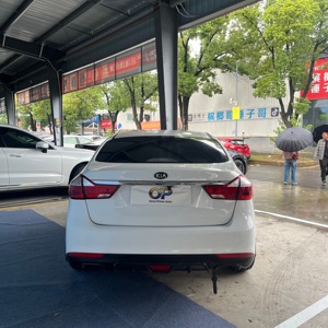 Auto Usate all'Ingrosso: Kia K3 2016 1.6L Automatica GLS, Guida <span class=keywords><strong>a</strong></span> Sinistra, Pneumatici R16, Sedili in Tessuto, 4 Porte, 5 Posti, <span class=keywords><strong>Berlina</strong></span>, Esportazione - Product Image 5