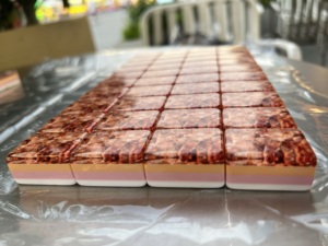 Amber Crackle Glitter Acrylic American Mahjong Tiles 4 Layer Vintage Floral Custom Design Luxury Foldable Portable 160 Piece Set - Product Image 5