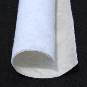 Geomembrana Compuesta de HDPE con Geotextil de 1mm-2mm para Revestimientos de Vertederos, Presas, Piscifactorías y Estanques de Camarones - Plástico Impermeable y Duradero - Product Image 4