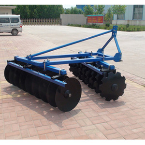 Arado de Discos de 4 Filas, Cultivador Agrícola Hidráulico Desplazable, Equipo Agrícola de Alta Resistencia Montado en Tractor - Product Image 2