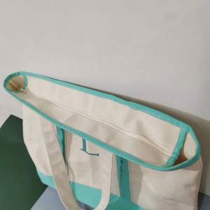 Customized Logo Large Capacity Thick Colorblocked Canvas <b>Beach</b> <b>Bag</b> with Zipper for <b>Women</b> - Product Image 2