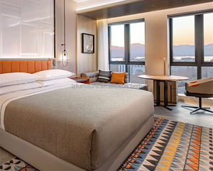 Cama de Hotel Estándar de 3 Estrellas, Precio Económico al por Mayor, Cama Tapizada Personalizable Tamaño King/Queen con Mesita de Noche, Cabecera y Otomana - Product Image 6