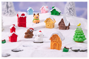 Occidentale figura in miniatura natale fata figurina in resina villaggio pupazzo <span class=keywords><strong>di</strong></span> neve albero <span class=keywords><strong>di</strong></span> cervo per ciechi a sorpresa per bambini giocattoli da bagno - Product Image 6