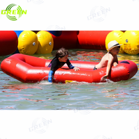 Bateau à la dérive gonflable vert de PVC de qualité marchande pour des adultes d'enfants pour des options de bateau de ponton de jet de pêche de rafting de rivière disponibles