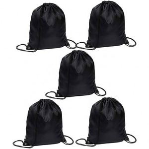 Sac de sport en polyester imperméable personnalisé avec cordon de serrage, idéal pour le basketball, avec logo, robuste, pour les voyages, les activités de plein air, le rangement d'accessoires et comme sac à dos pour livres - Product Image 1